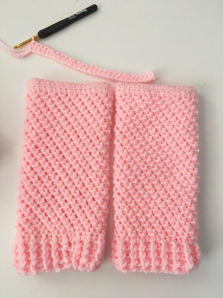 Crochet leg warmers crunchy stitch