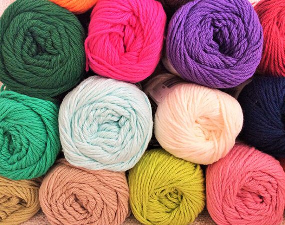 many kinds of yarn and wool